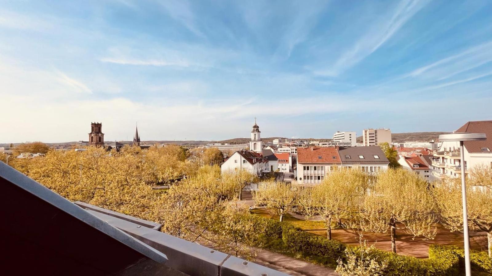 Apartment Am Schloss - Air Саарбрюкен Екстер'єр фото